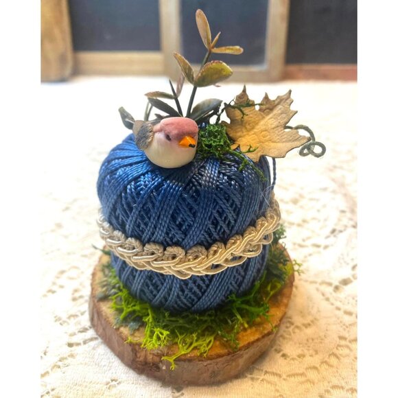 Decorative French Blue Crochet Thread Bird & Leaf Accents French Farm House - Picture 4 of 4